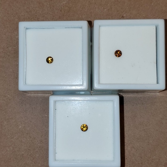 Sphene - Lab - Picture 2 of 3